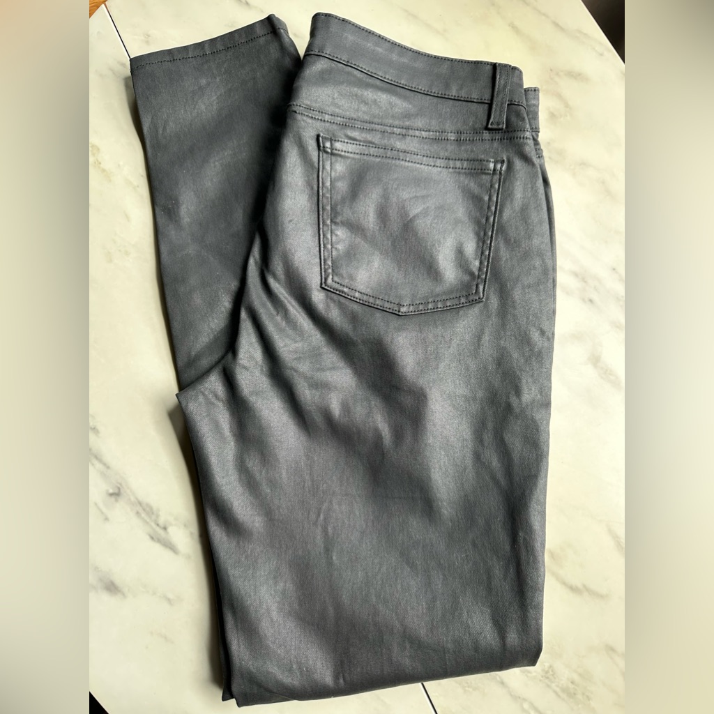 Eileen Fisher Black Wax Jeans. Look Like Leather Pants. Size 10.